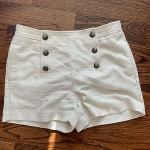Banana Republic cream high waisted sailor shorts size 4